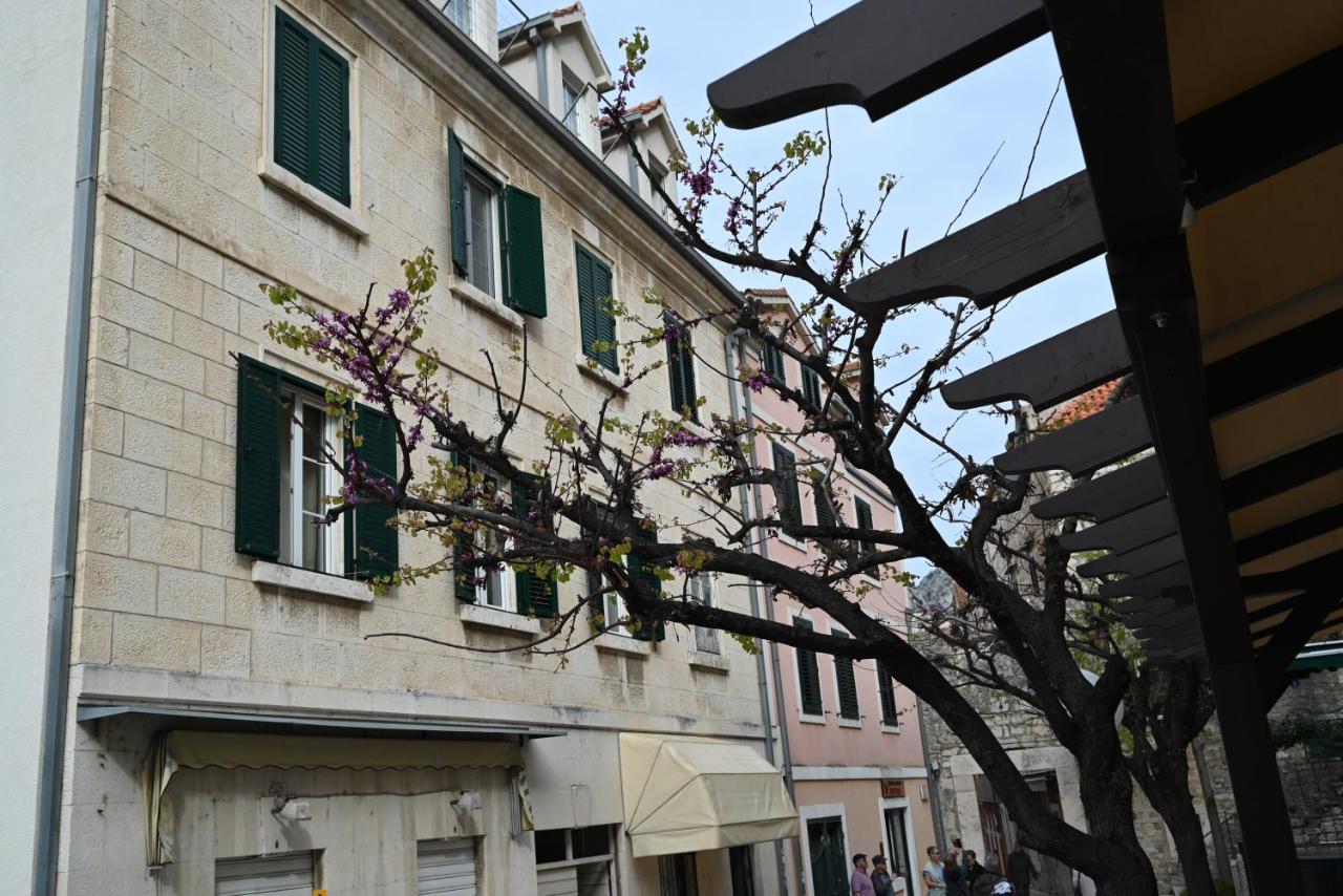 Old Town Apartment Omiš Exterior foto