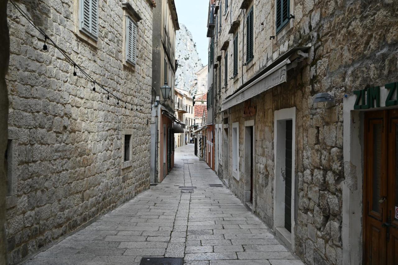 Old Town Apartment Omiš Exterior foto
