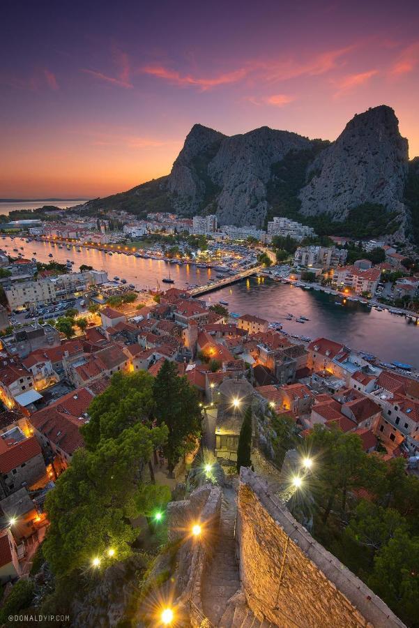 Old Town Apartment Omiš Exterior foto
